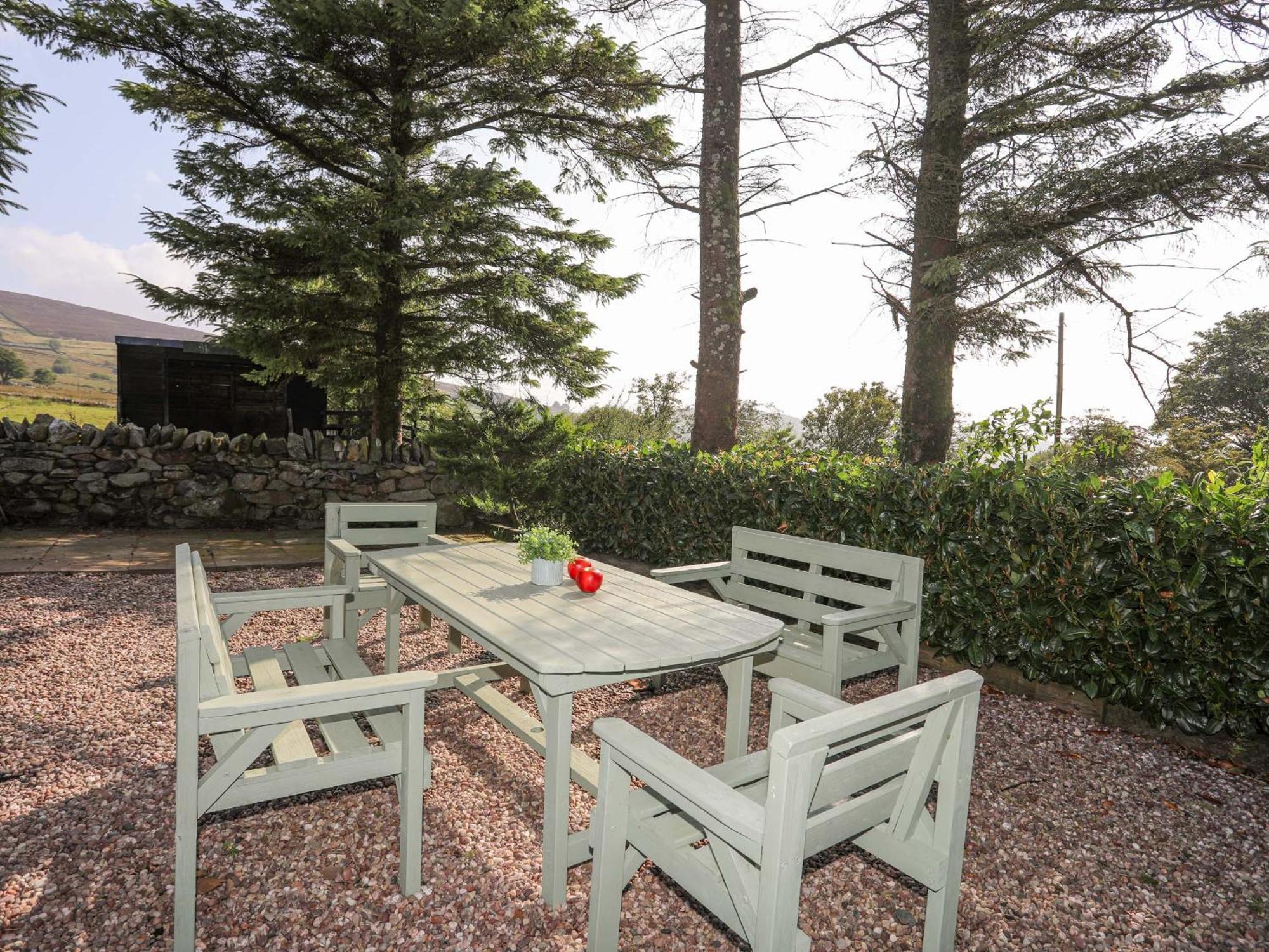 Holiday home Ffynnon Bach