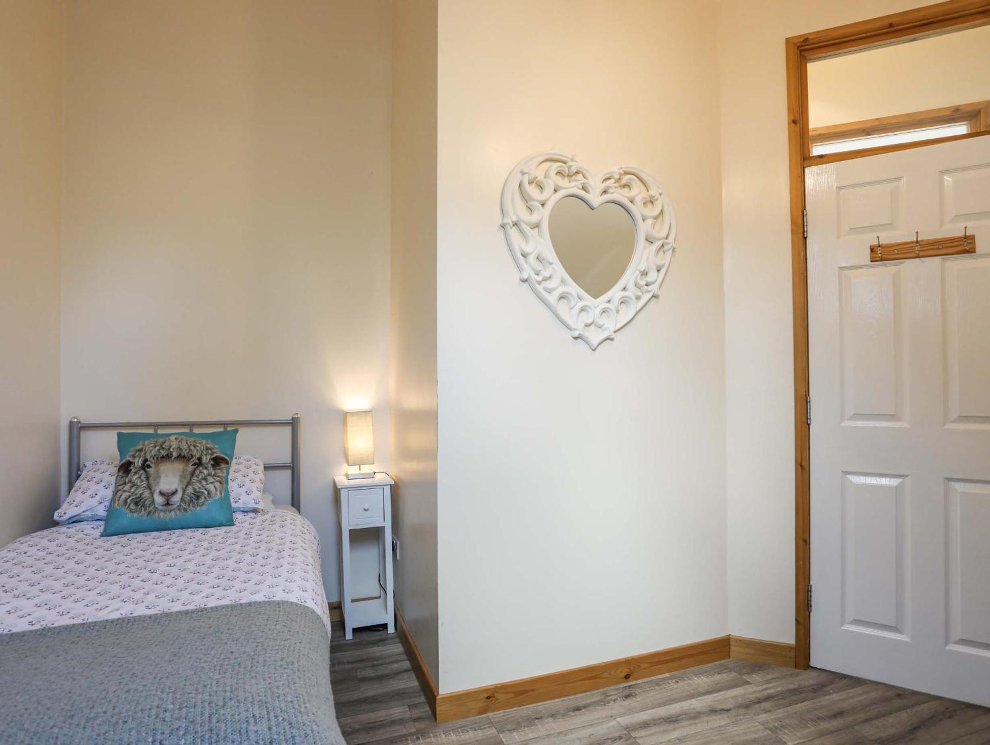 Ffynnon Bach Holiday home *